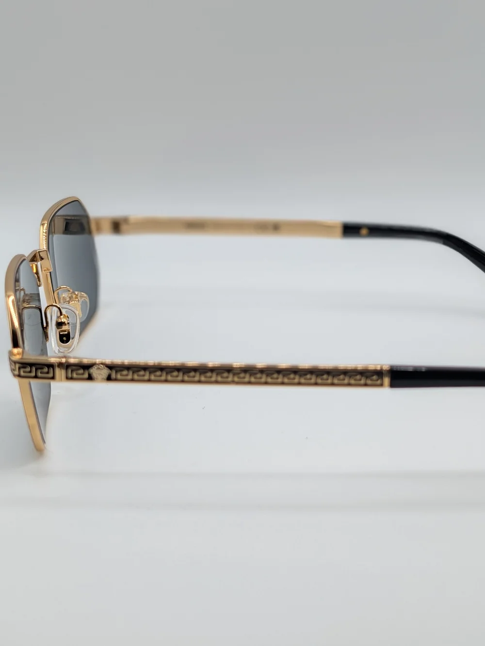 NIB Versace VE2297 Gold Greca Medusa Geometric Sunglasses VE 2297 1002/87
